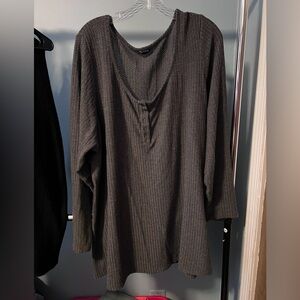 Torrid size 5 long sleeve top nwot